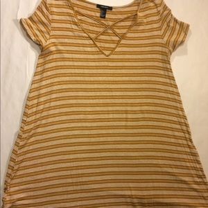 Dress with Criss-Cross Neck Size Women’s Large